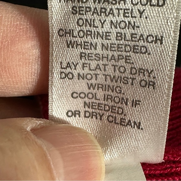 J. Jill asymmetrical colorblock black/red tunic, wool blend, size PS, 3/4 sleeve - Picture 5 of 12